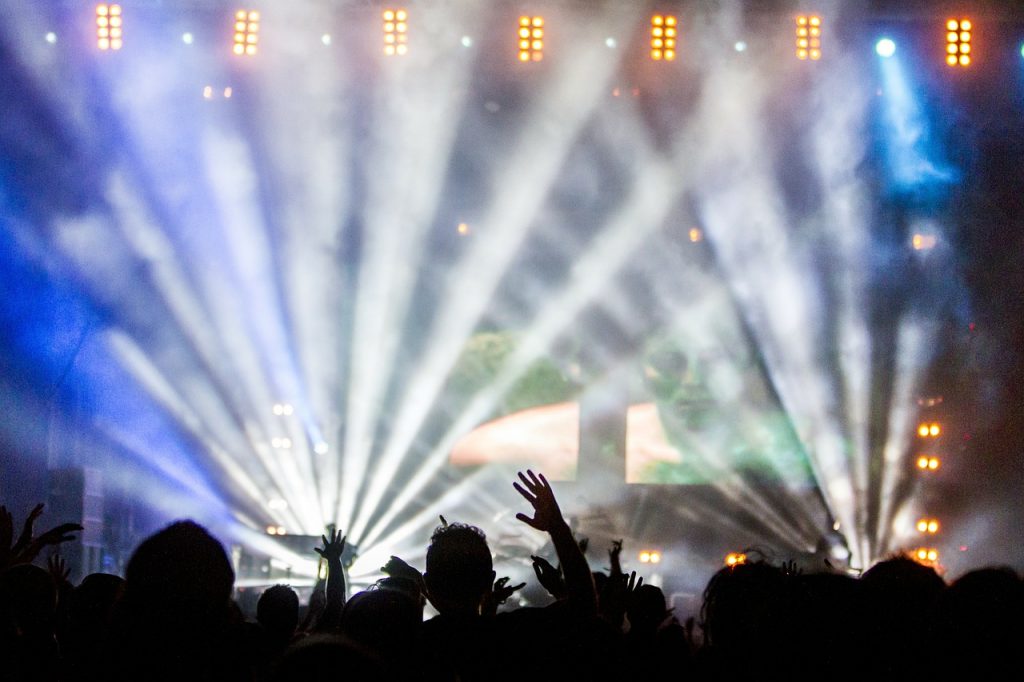Best (New) Dance & Club Music Playlists & Songs On YouTube & Spotify | Updated Regularly